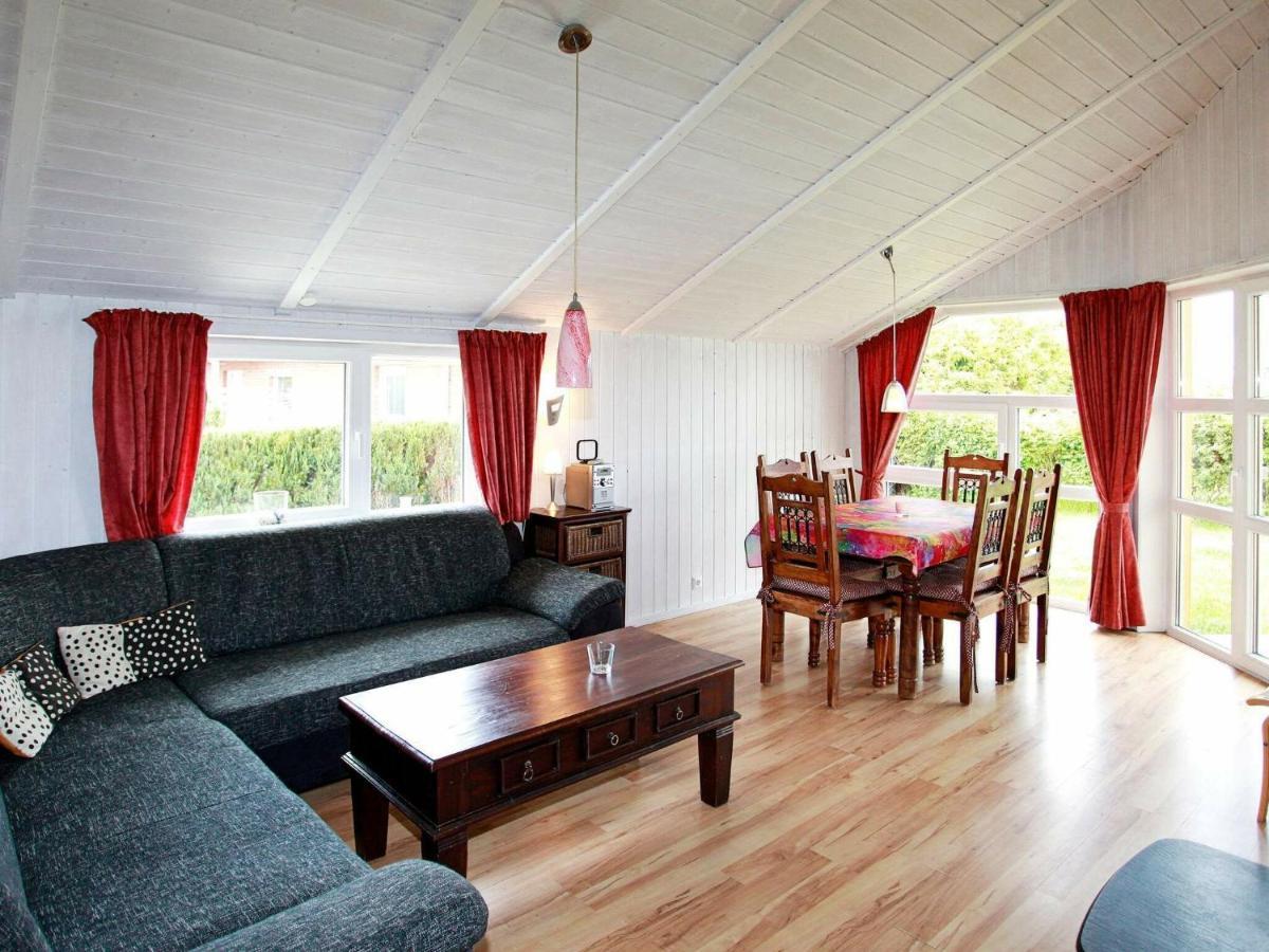 6 Person Holiday Home In Гельтинг Номер фото